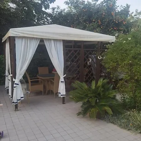 La Piccola Oasi Tra Sole E Mare צ'ריאלה