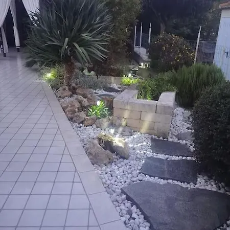 La Piccola Oasi Tra Sole E Mare צ'ריאלה